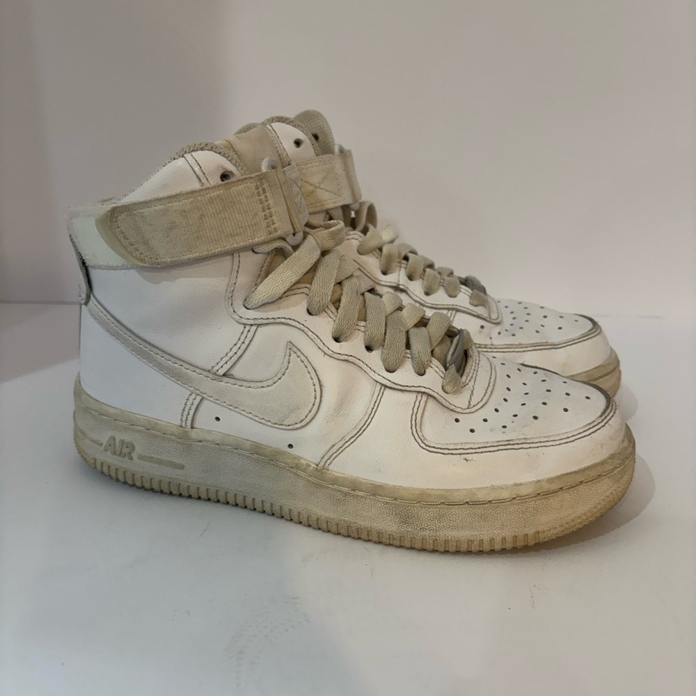 Nike Air Force 1 size 6.5‎
